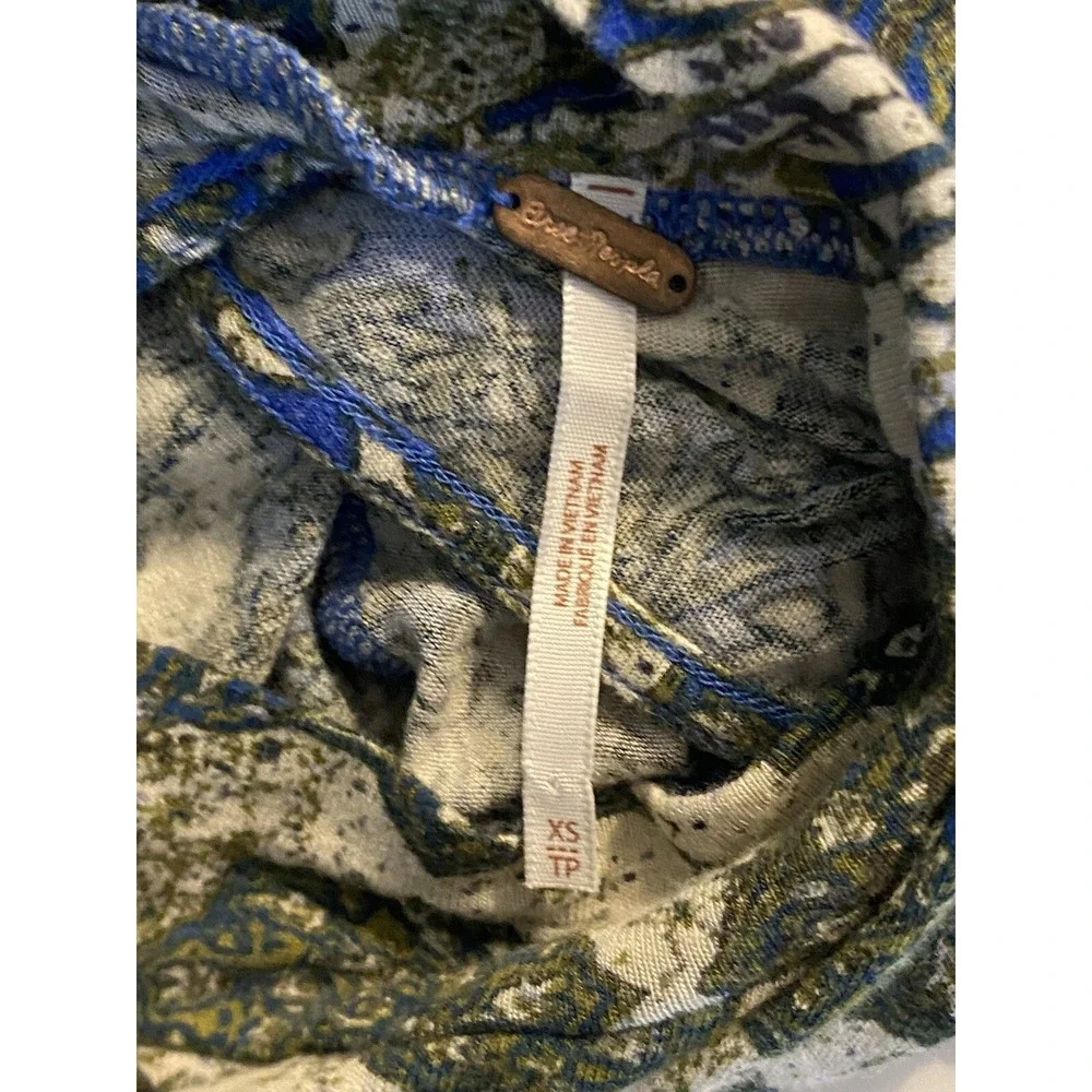 FREE PEOPLE Blue & Green Floral Mock‎ Neck Ruffle Top XS Long Sleeve Boho